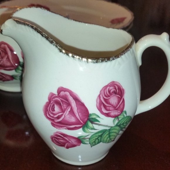 Vintage Anniversary Rose dishes Staffordshire England Royal Swan - Picture 6 of 9